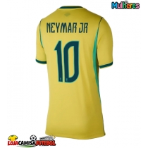 Camisa de Futebol Brasil Neymar Jr #10 Equipamento Principal Mulheres Mundo 2026 Manga Curta